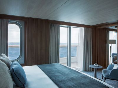 LE_Commandant_Charcot_-_111C-TRI21-100317_Shooting-Deco_CDT-Charcot_Suite-Prestige-Connectee_711-709_-_PONANT-Gilles_Trillard_1920