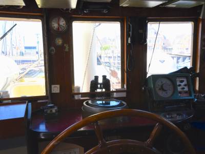 Meander_interior_55_1920_original