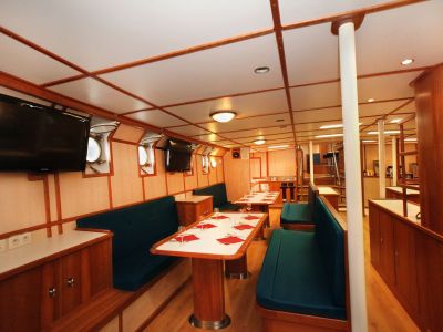 Speisesaal (© Monica Salmang / Oceanwide Expeditions)